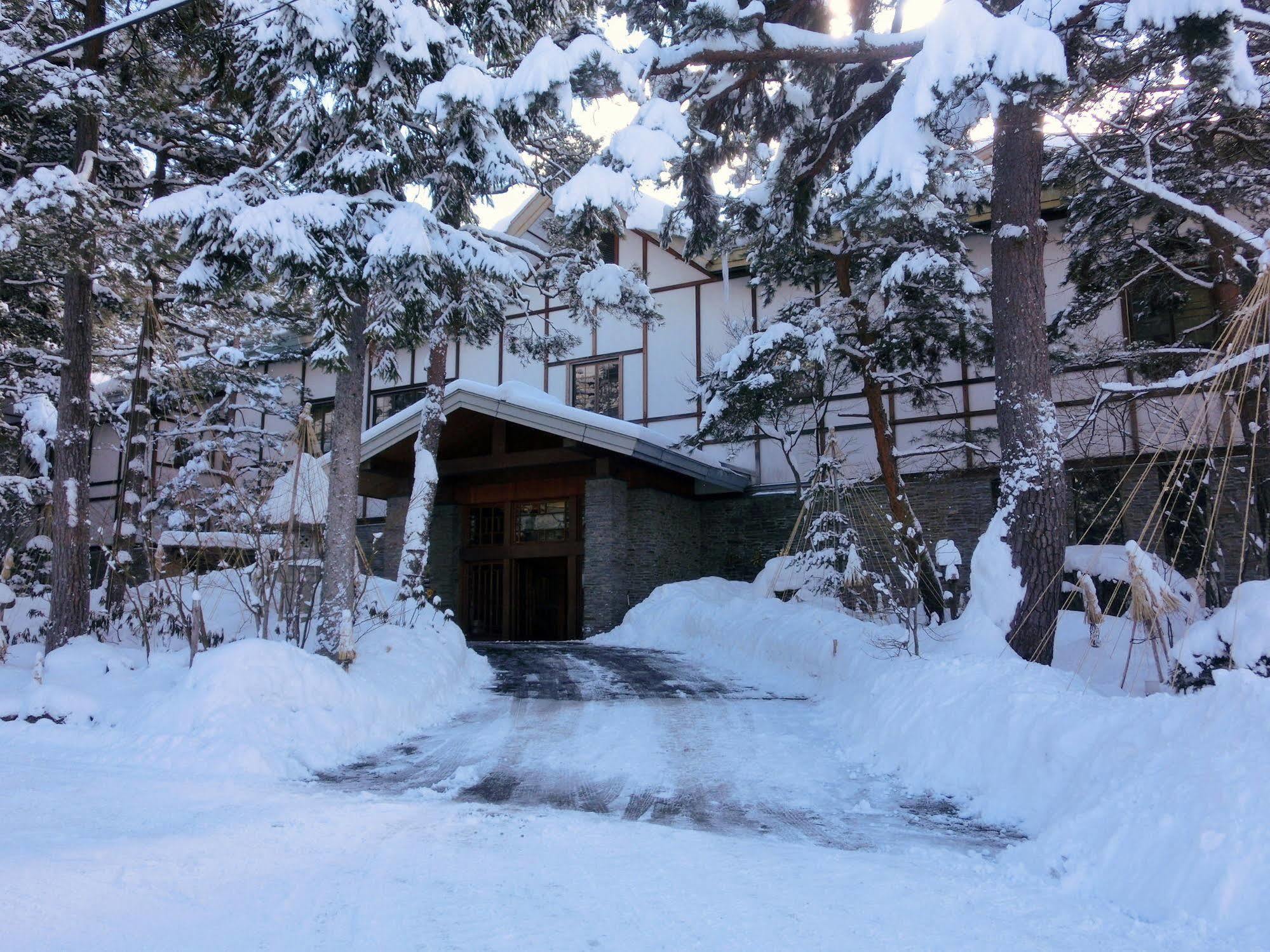 Hotel Senjukaku Yamanouchi  Exterior foto